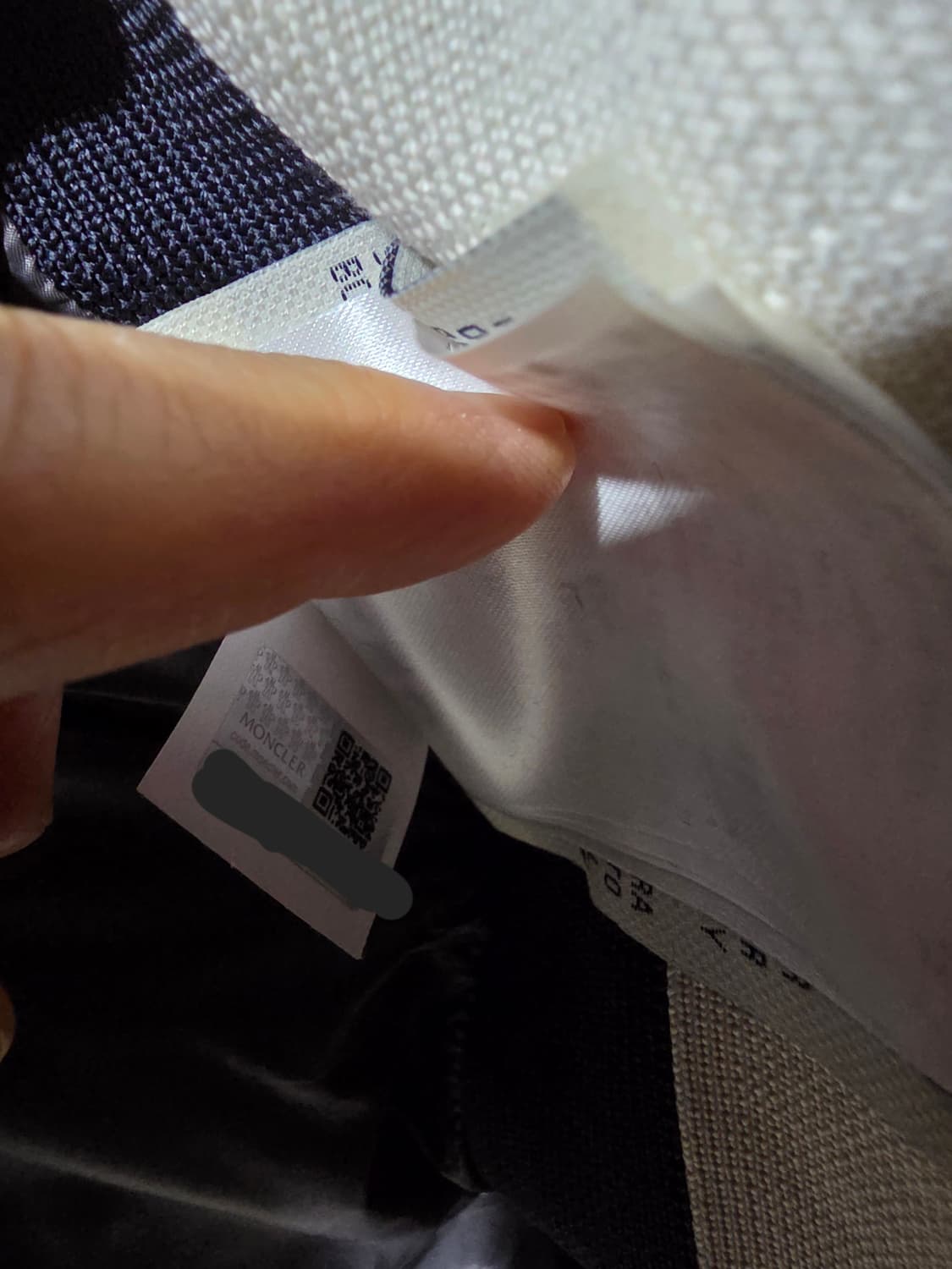 몽클레어 그레노블 BECKLER 블랙 패딩 상품이미지7