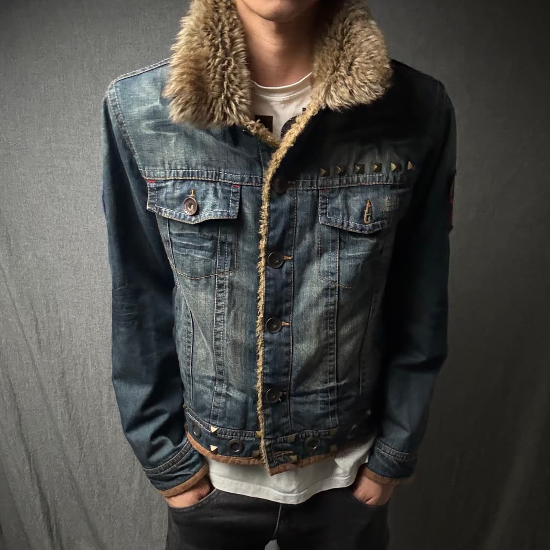 하이넥 퍼 스터드 데미지 청자켓 상품이미지2