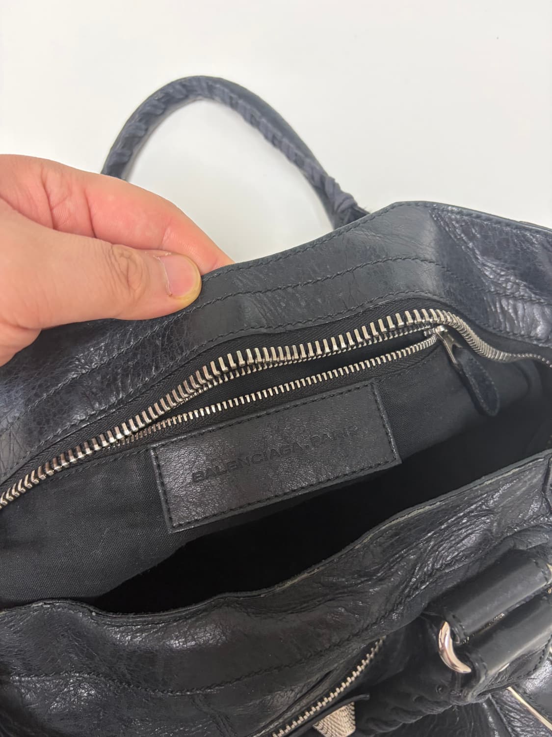 발렌시아가 자이언트 파트타임 숄더백 상품이미지4