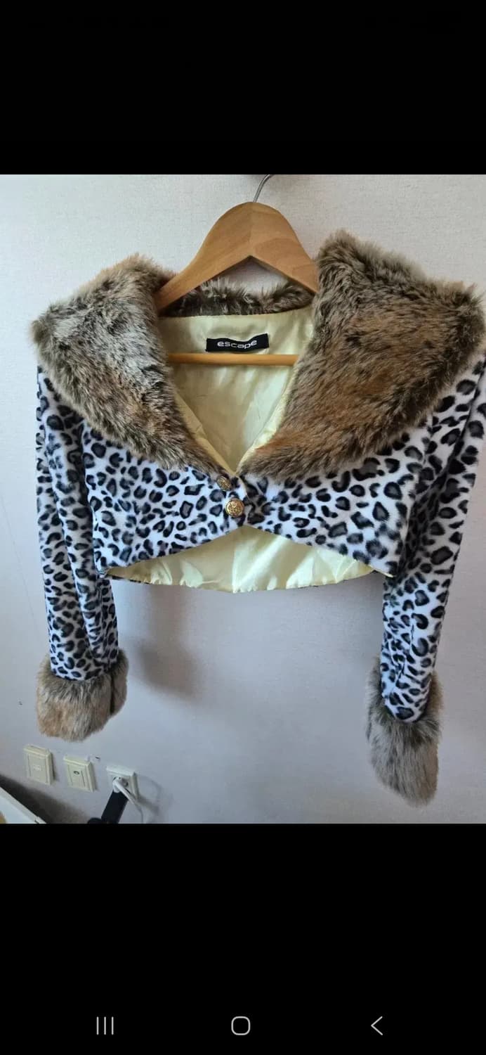 레오파드 오네갸루 퍼 크롭 자켓 상품이미지1