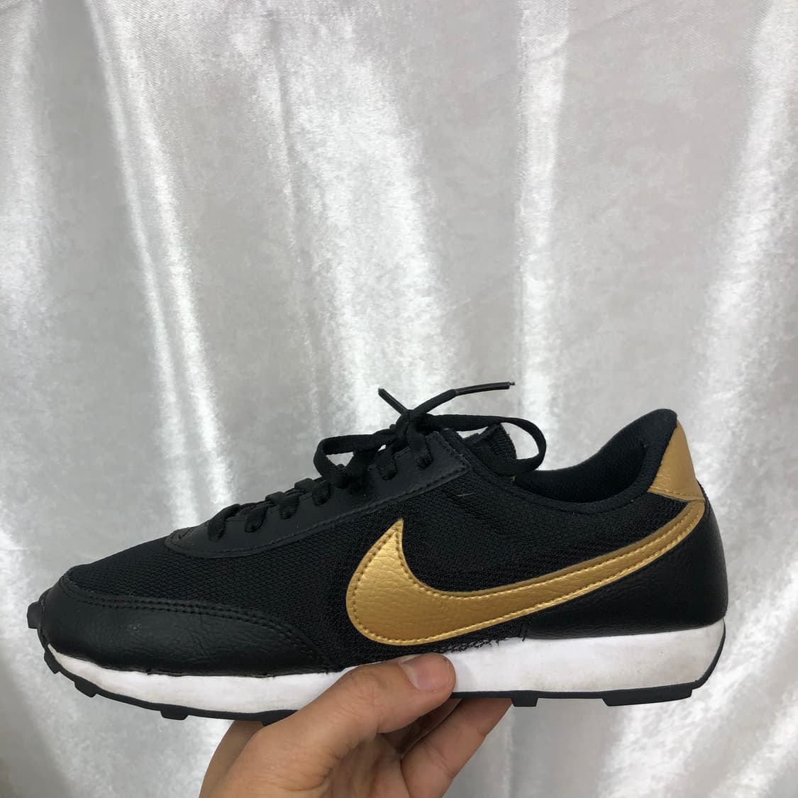 나이키 데이브레이크 메탈릭골드 스니커즈 사이즈235 상품이미지2