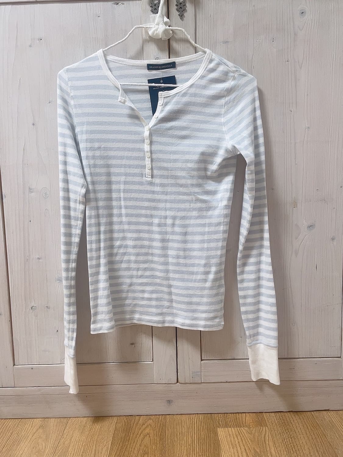 브랜디멜빌 베이비블루 스트라이프 젤리 긴팔 롱슬리브 티셔츠 상품이미지1