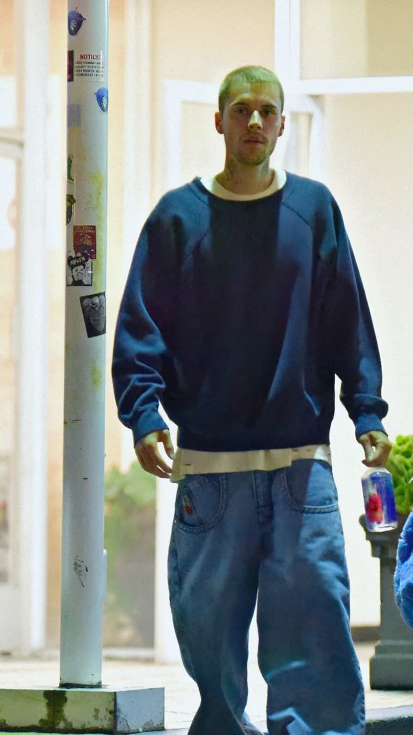 00s russell crewneck 2000년대 러셀 크루넥 판매 상품이미지1