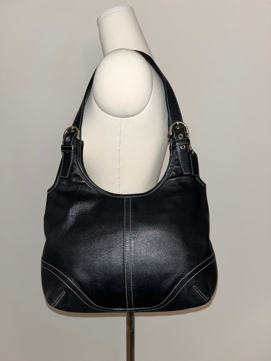 📦Coach black leather shoulder bag  상품이미지1