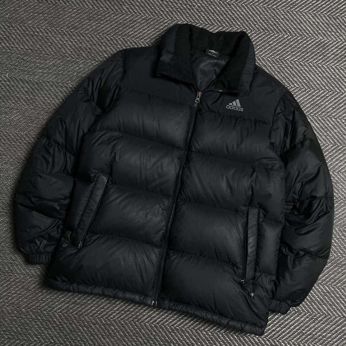 아디다스 자수로고 덕 다운 푸퍼 패딩 블랙o 5395 상품이미지1