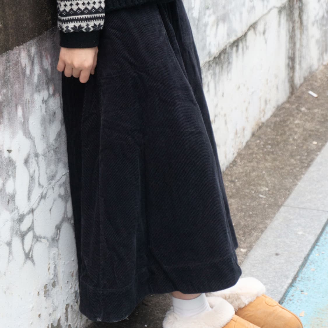 [NIKO AND …] 코듀로이 롱스커트 (BLACK) 상품이미지10