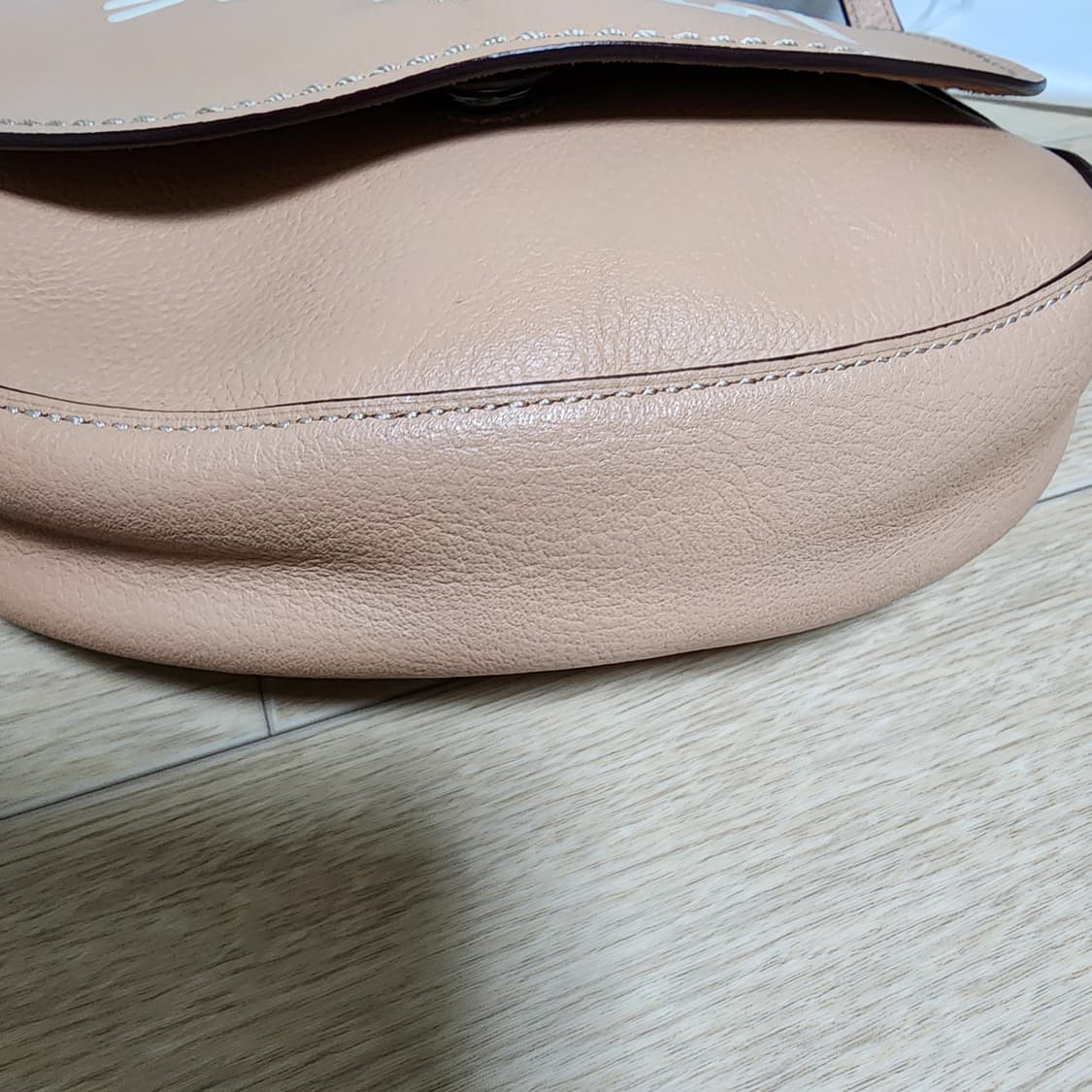 상태굿굿)코치x 키스해링 콜라보 크로스바디백 상품이미지8