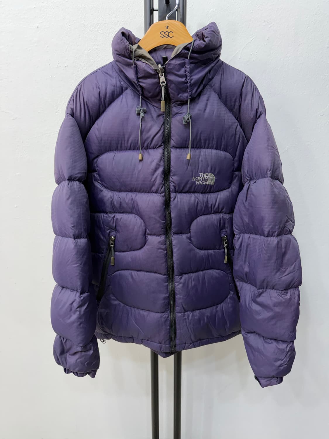 정품) 노스페이스 남성 목로고 패딩 M 상품이미지2