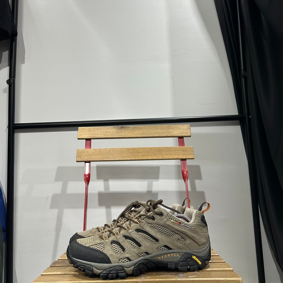 UK9.5) 280 머렐 등산화 남자 남성 트레킹화 모아브 비브람 상품이미지3