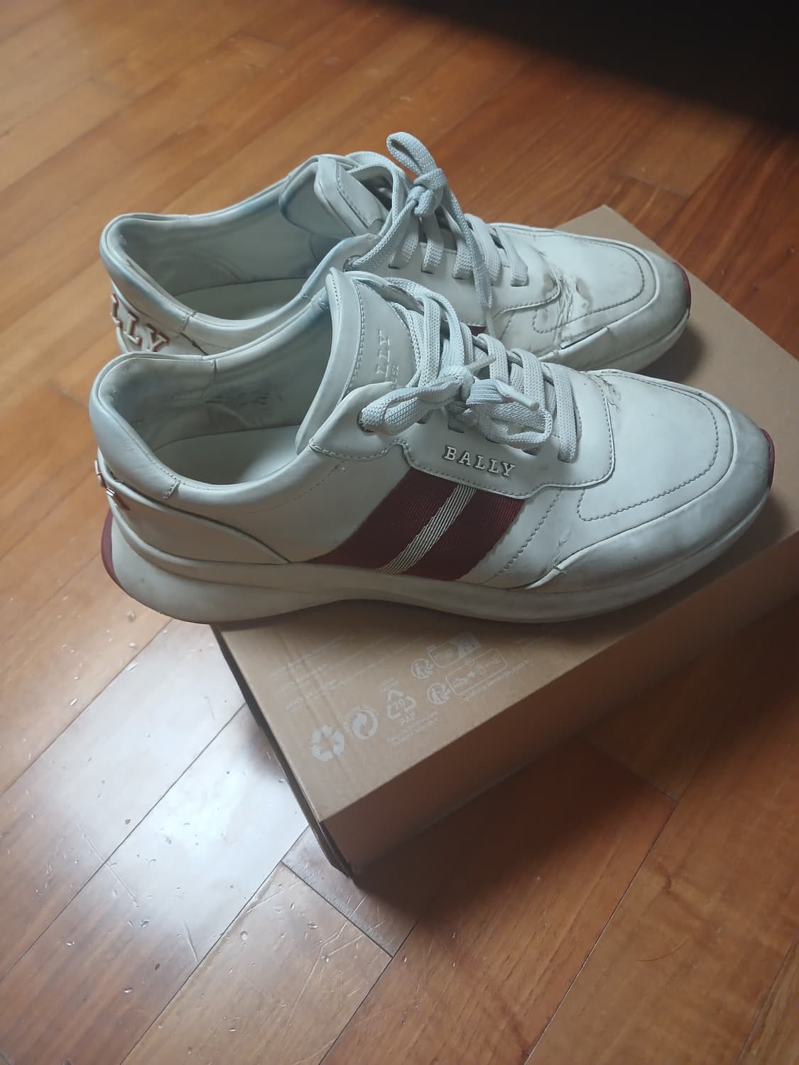 발리 스니커즈 275 상품이미지1