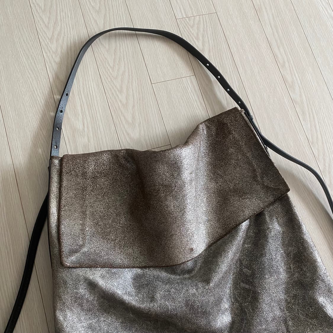 [OS] 릭오웬스 실버 레더 라지 숄더 백 상품이미지3