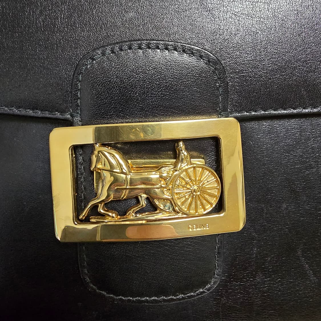 셀린느 마차백 상품이미지3