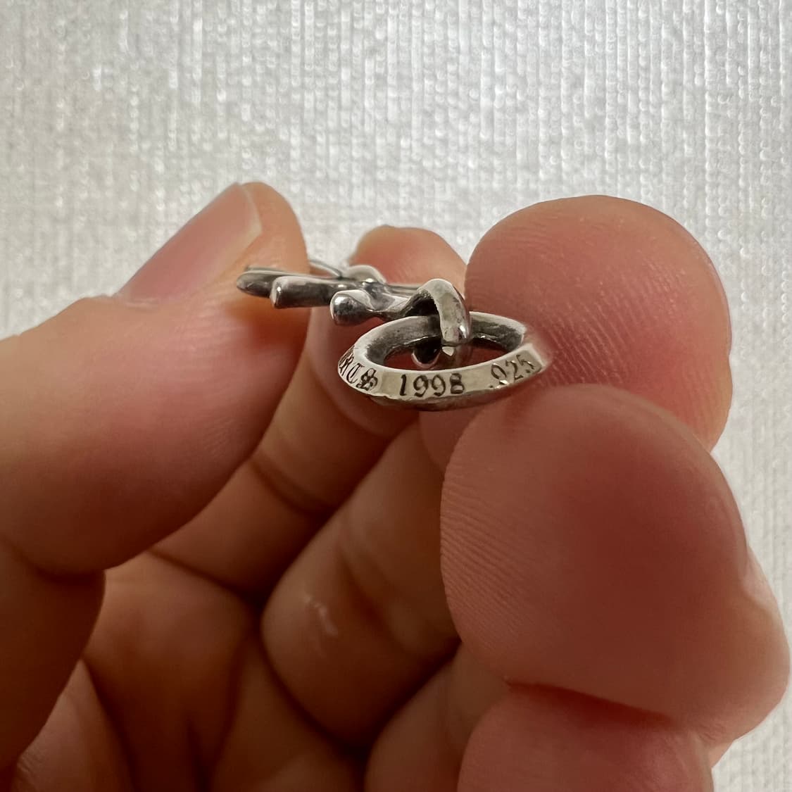 크롬하츠 타이니크로스 팬던트 판매합니다  상품이미지4