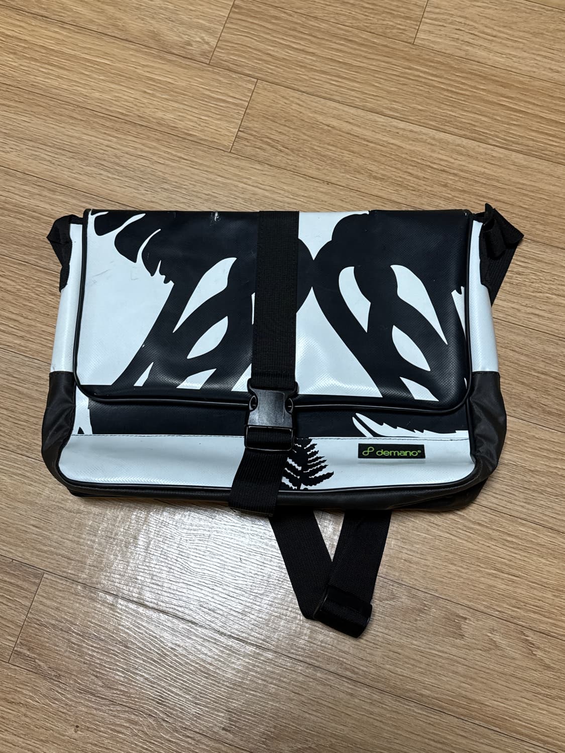demano 데마노 크로스백 상품이미지1