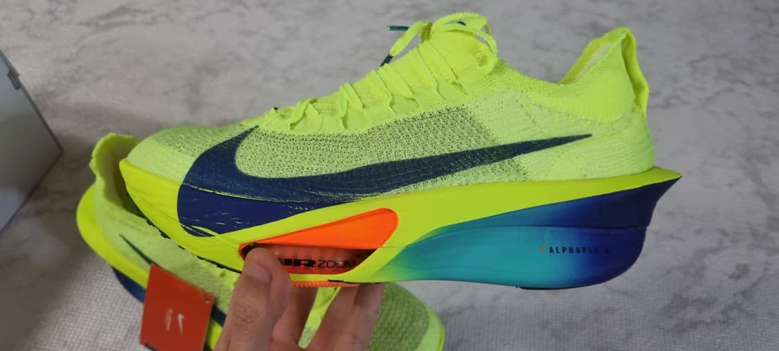 나이키 줌 알파 플라이 넥스트 % 3 볼트 285 상품이미지3