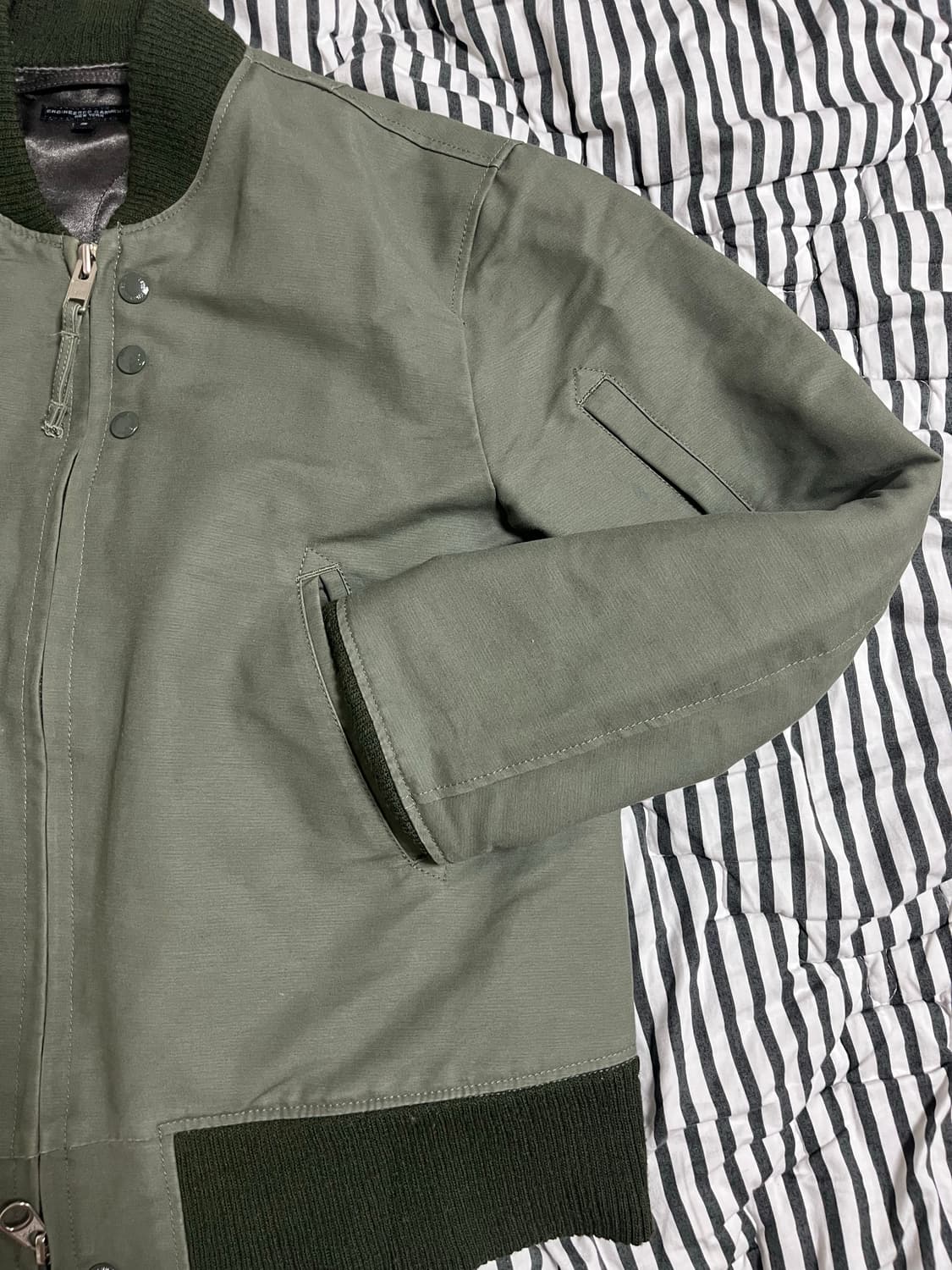 엔지니어드 가먼츠 에비에이터 자켓 ma-1 올리브 상품이미지3