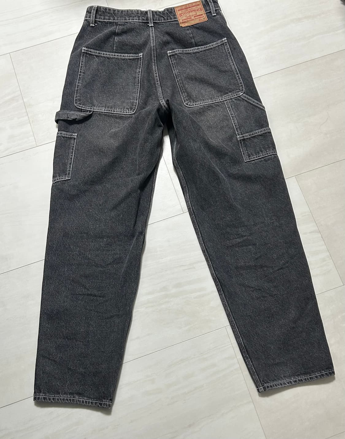 아웃스탠딩 루즈핏 카펜터 블랙진 상품이미지1