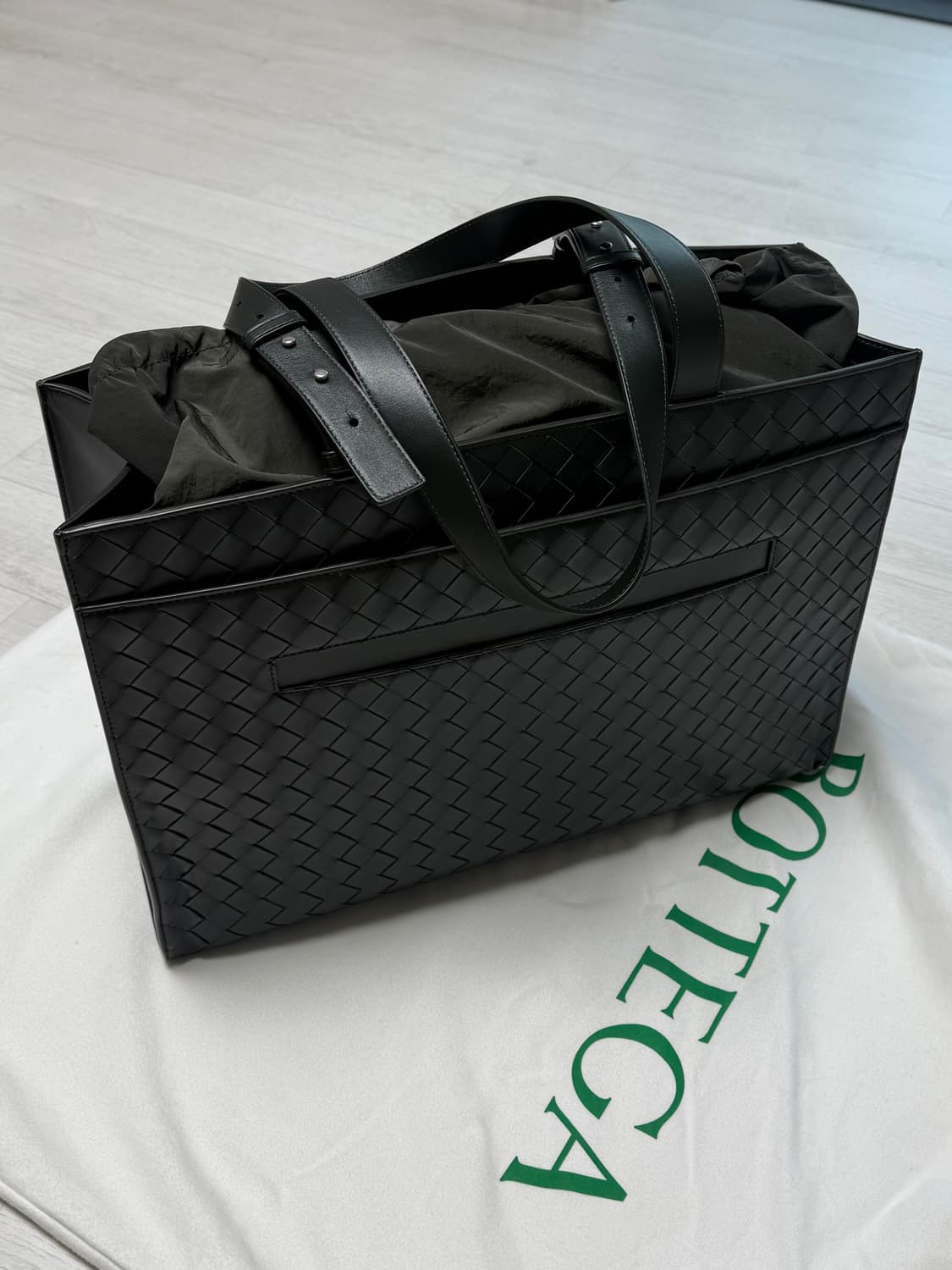 보테가 토트백 상품이미지2