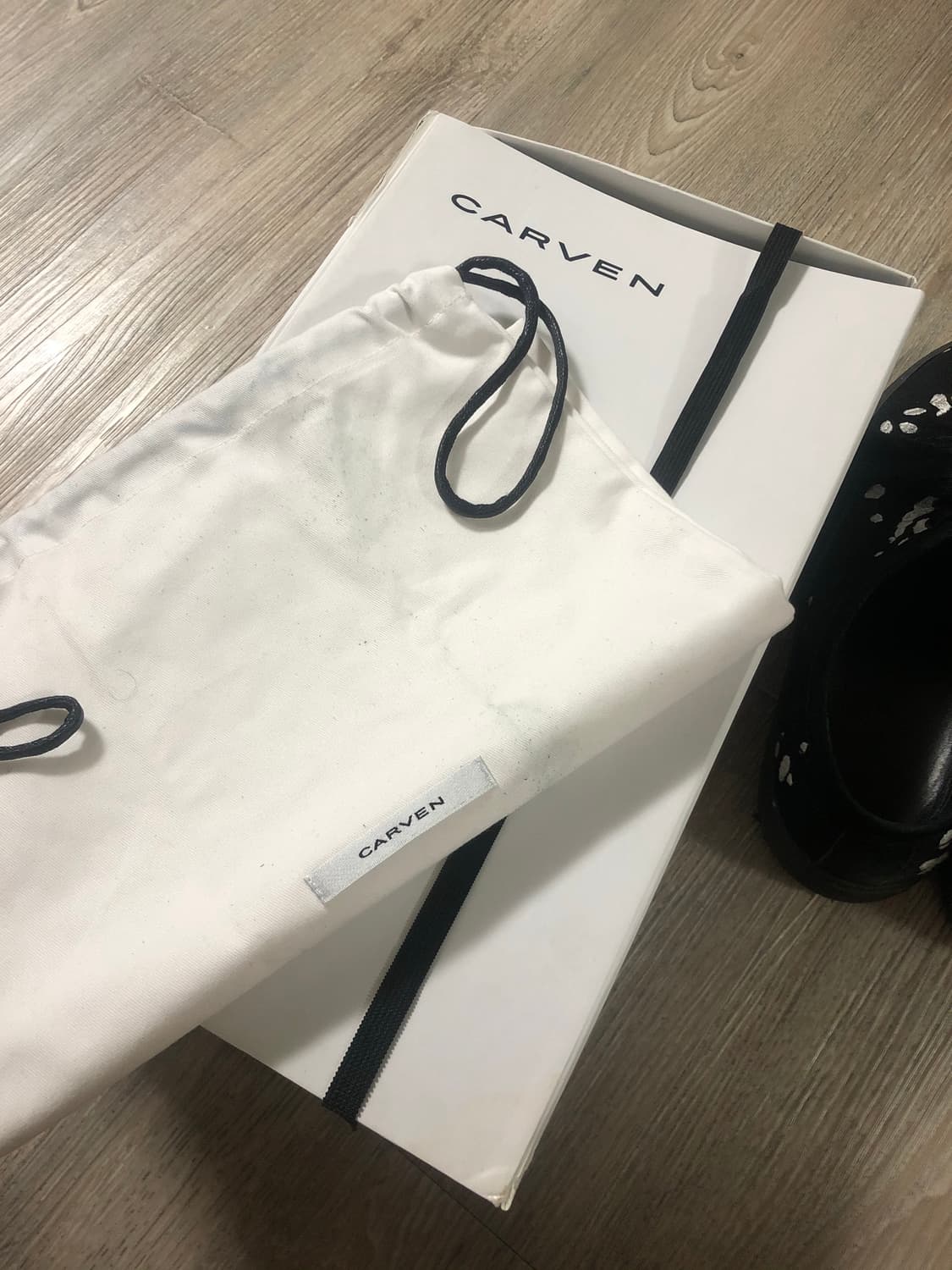 까르뱅 벚꽃자수 스니커 반스 어센틱 상품이미지7