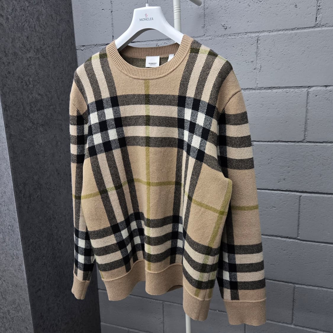버버리 체크 캐시미어 니트 XL 상품이미지1