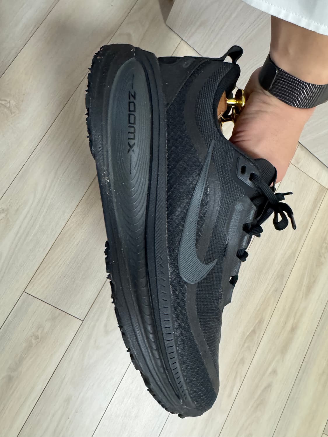 나이키 보메로18 고어텍스 상품이미지3