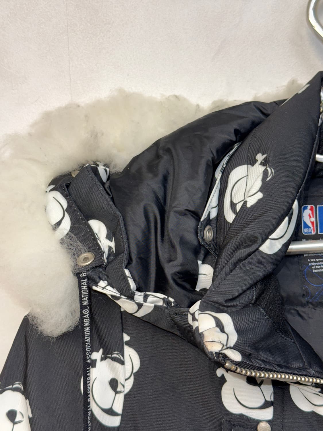 NBA goose down black bear fur hood 패딩 상품이미지4