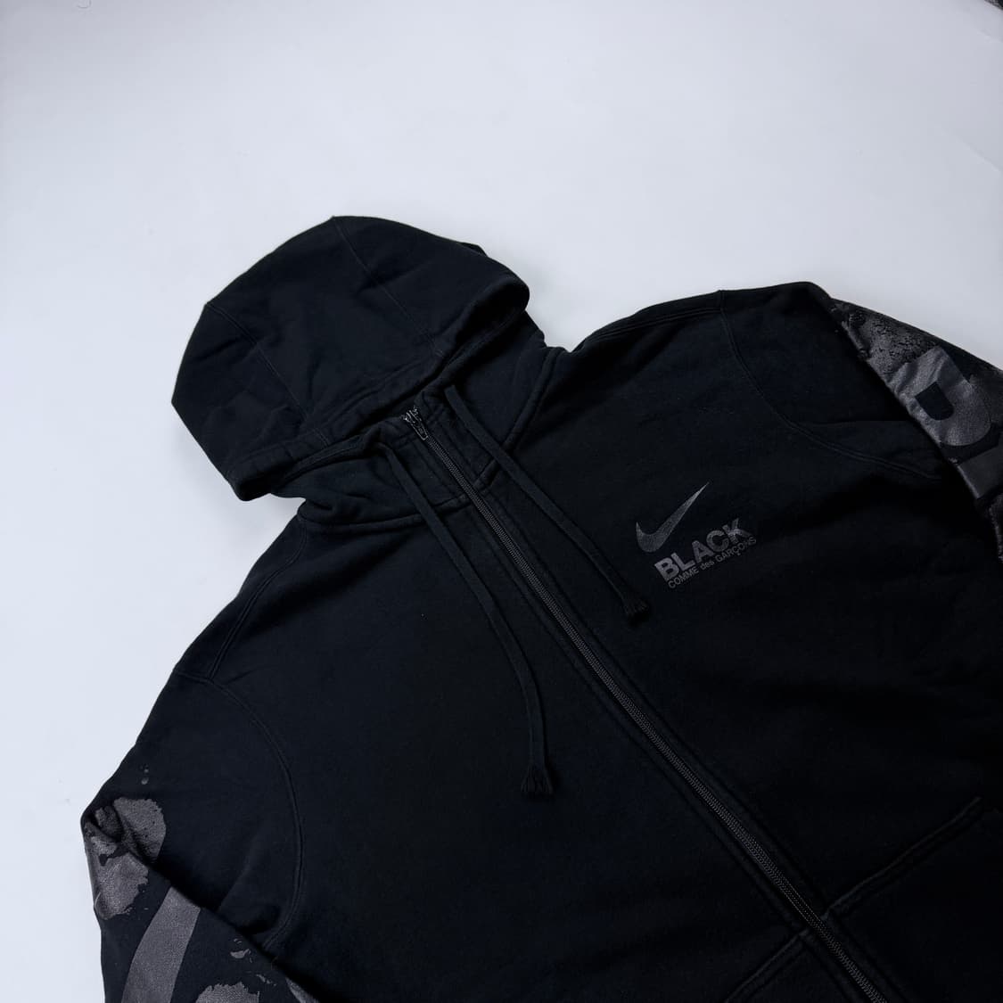 나이키 꼼데가르송 블랙 콜라보 11주년 후드집업 상품이미지2