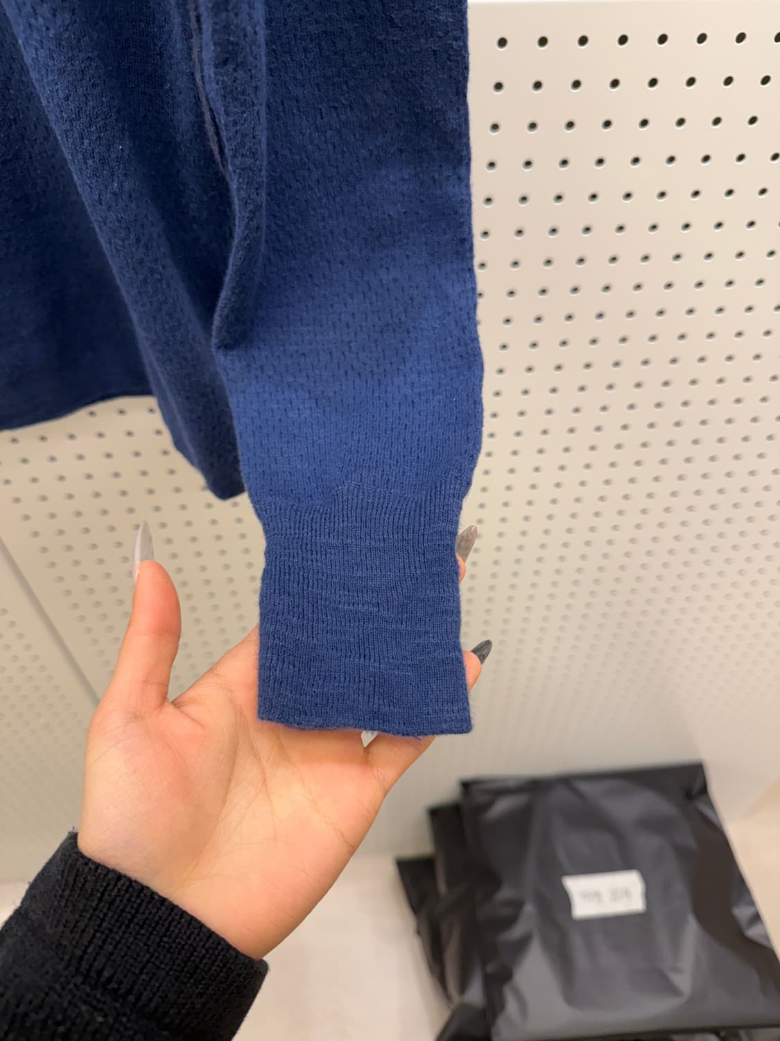 데우스 엑스 마키나 커스텀 로고 니트 스웨터 U952 상품이미지4