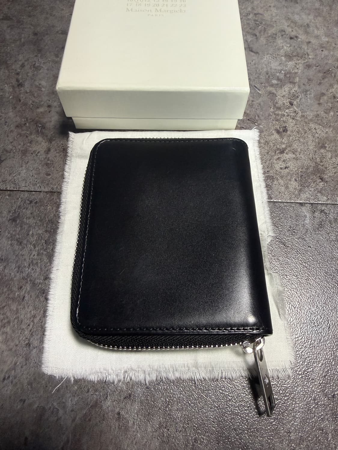 마르지엘라 지퍼 카드 지갑 정품 풀박스 상품이미지4
