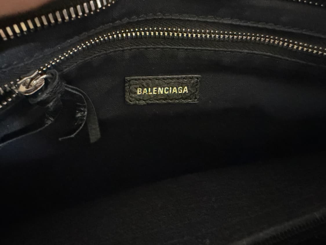 발렌시아가 시티 모터백 미디움  상품이미지9