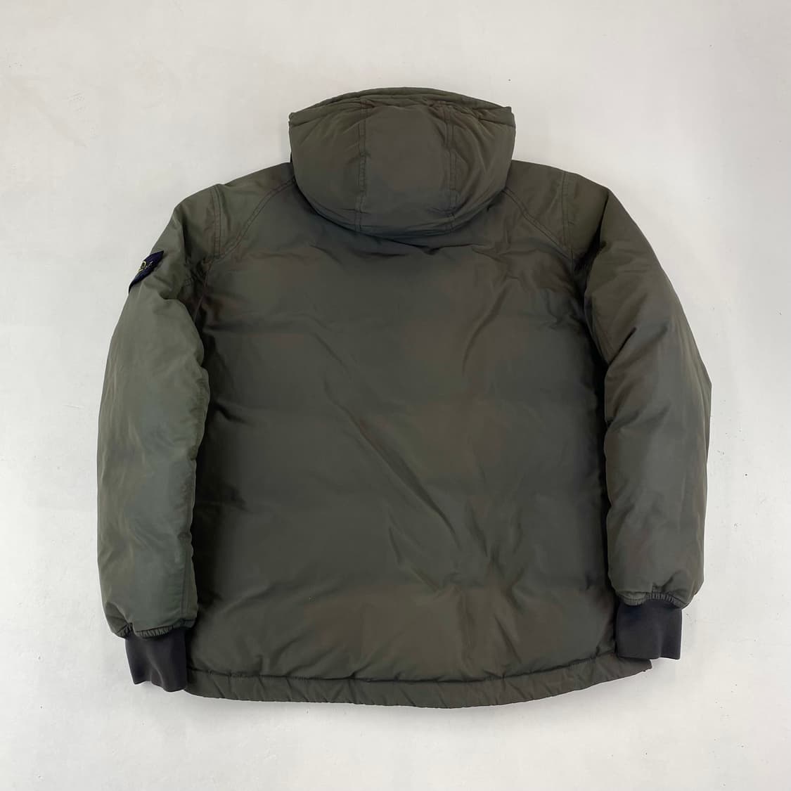 스톤아일랜드 마이크로 랩스 다운 패딩 (100) 상품이미지3