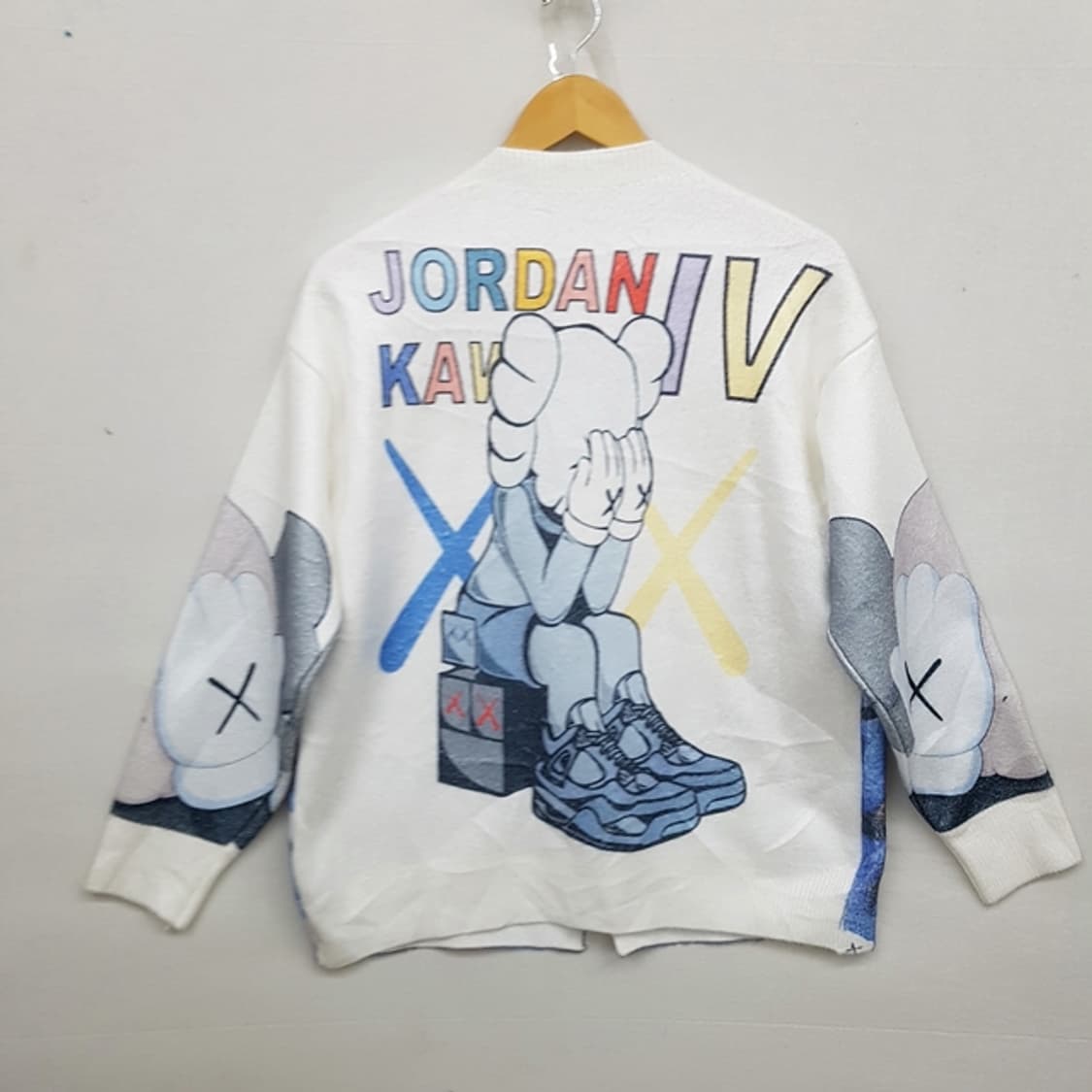 KAWS 프린트 가디건 상품이미지2