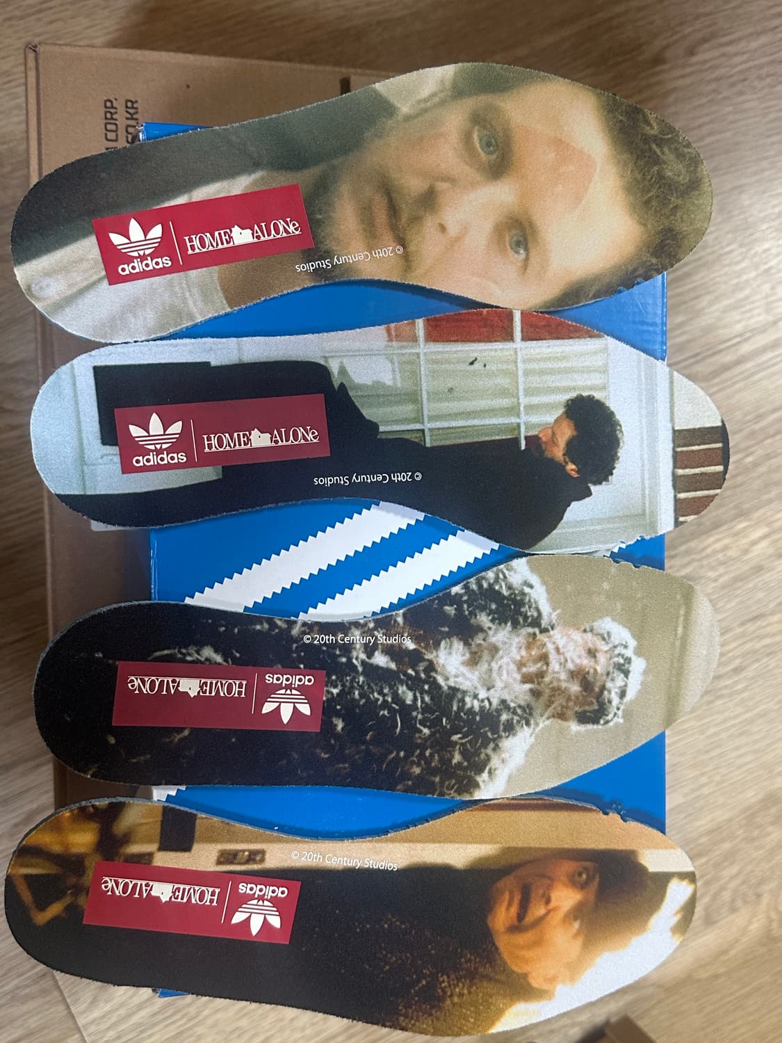 아디다스 포럼 로우 나홀로집에 240 상품이미지6