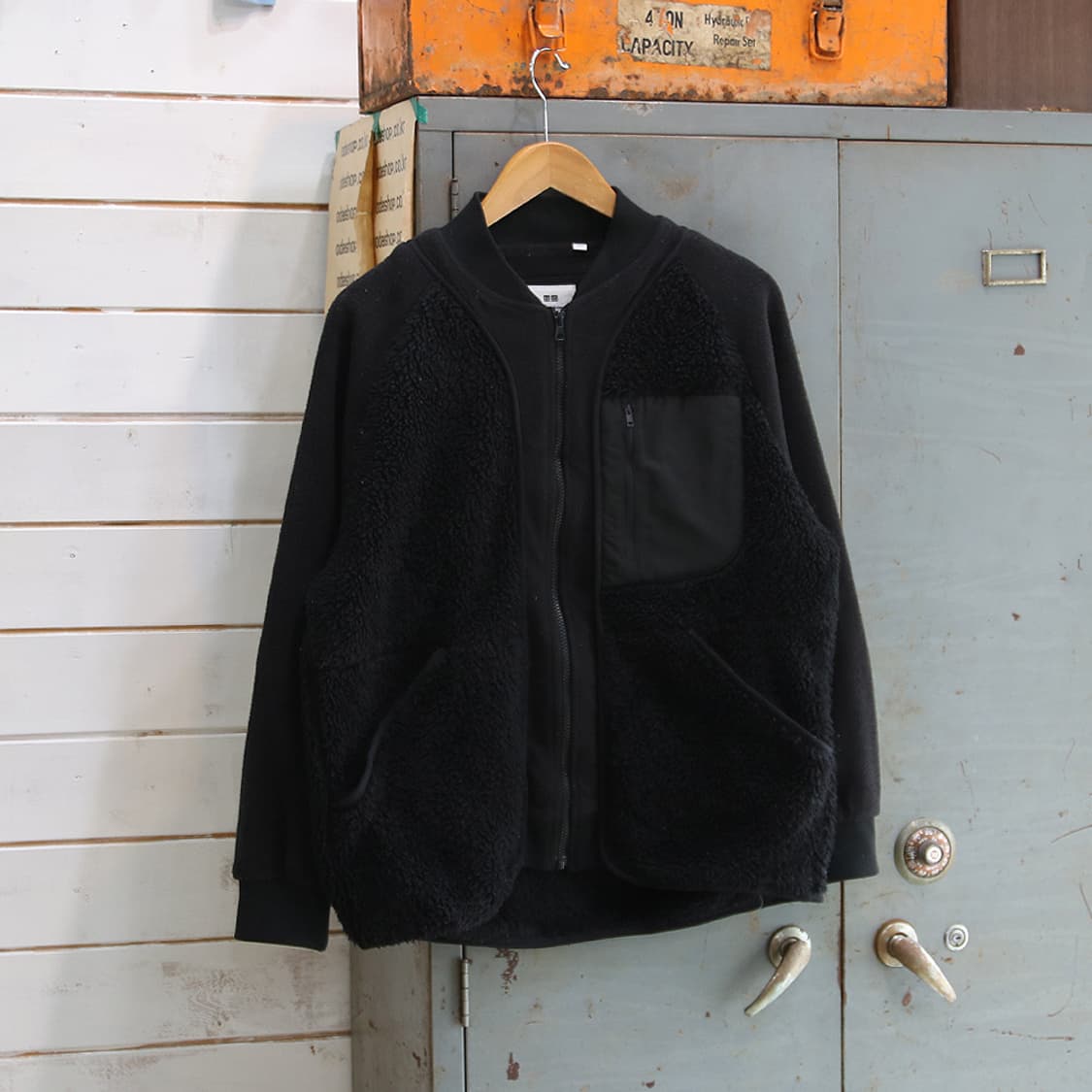 (착용컷) 유니클로 x 화이트 마운티니어링 플리스 자켓 (남성용 98) 상품이미지1