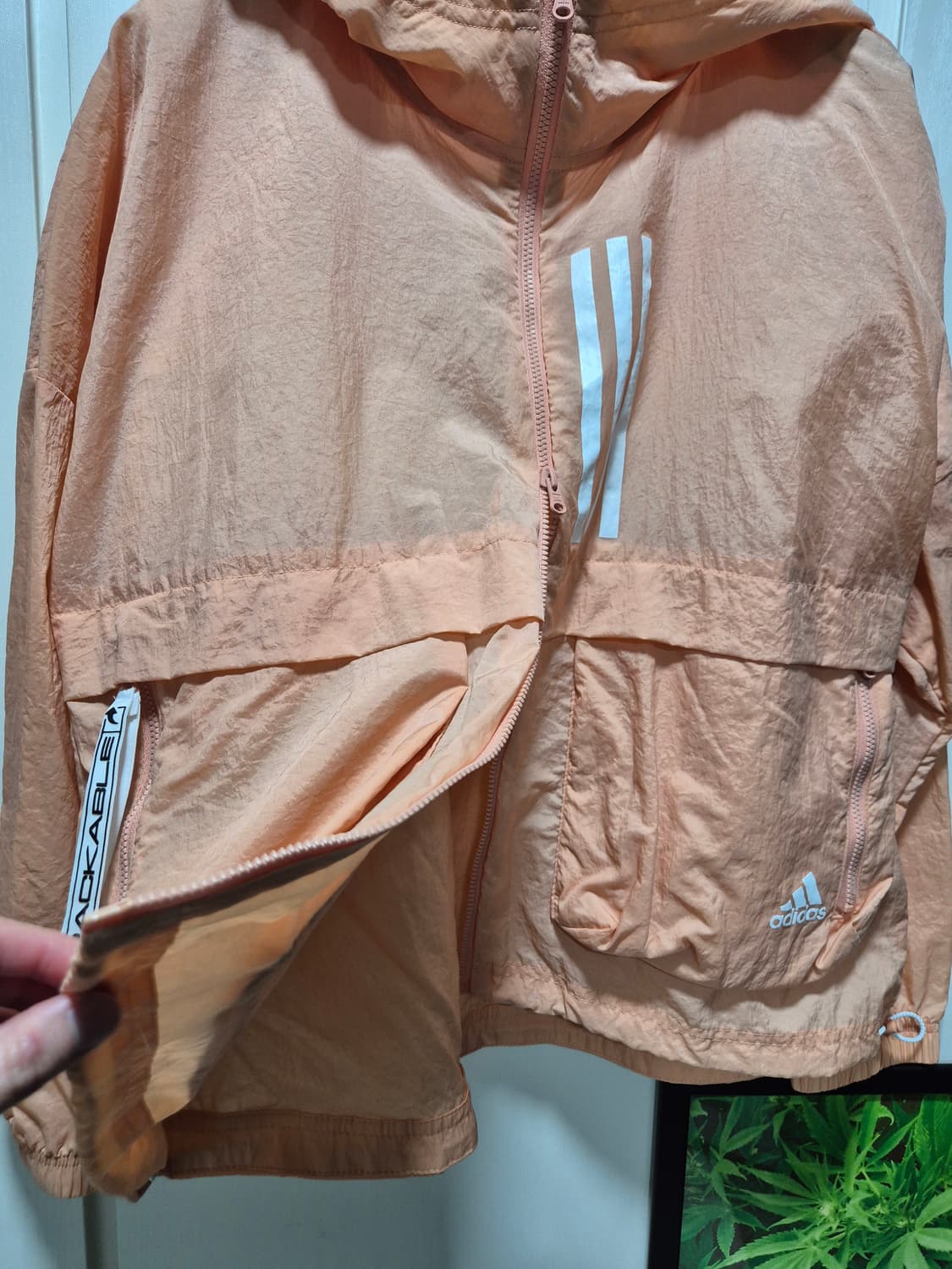 (세일)(새상품)아디다스 여성 윈드브레이커 살구색 상품이미지6