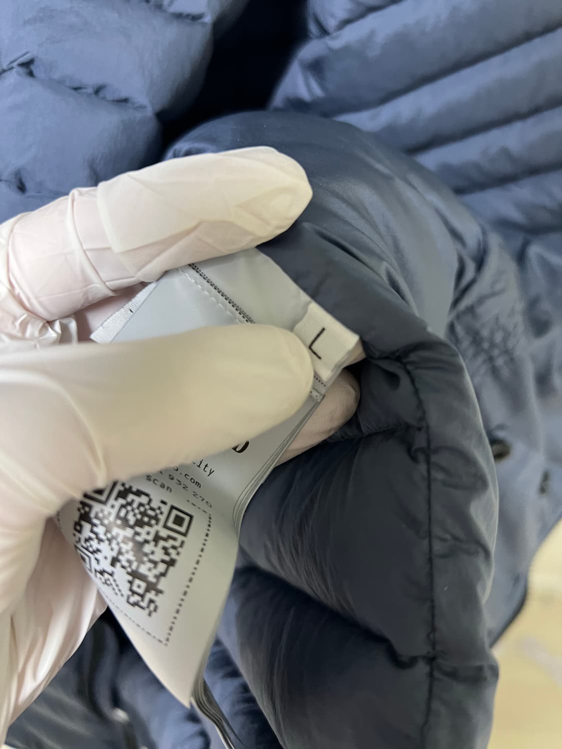 [정품] 신형 23SS / 스톤아일랜드 룸우븐 경량패딩 L 아비오 블루 상품이미지6