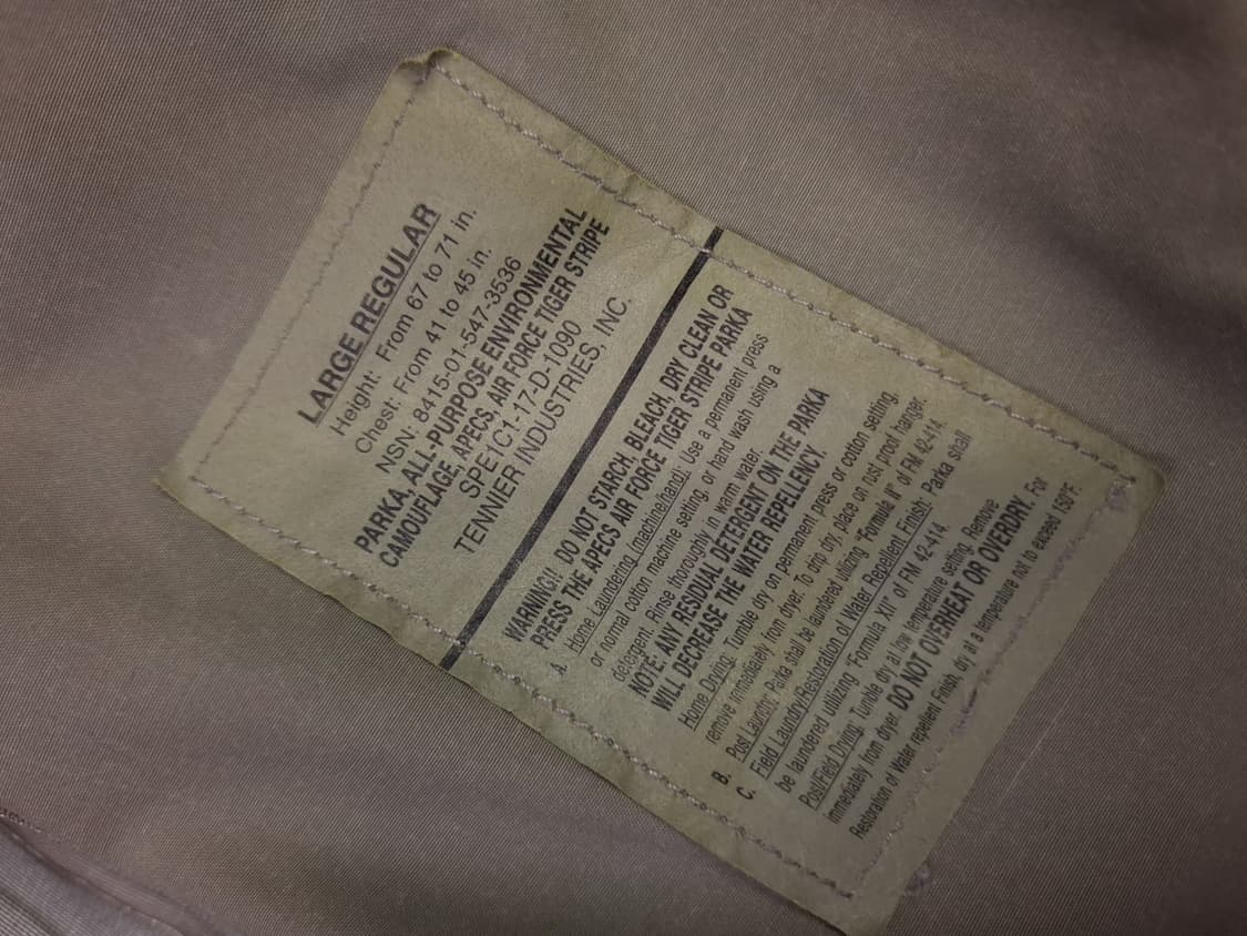 오리지날 미공군 지급용 타이거 스트라이프 고어텍스 파카 상품이미지2