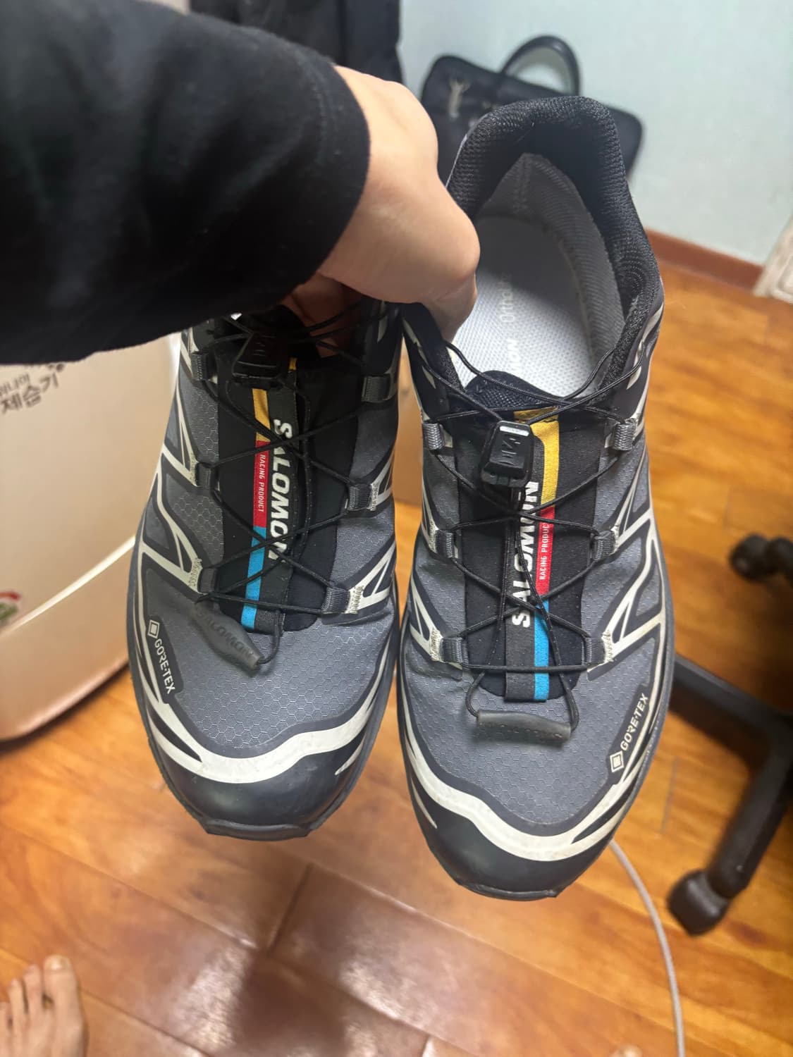살로몬 XT-6 고어텍스 에보니 270사이즈 새상품급 판매 상품이미지5