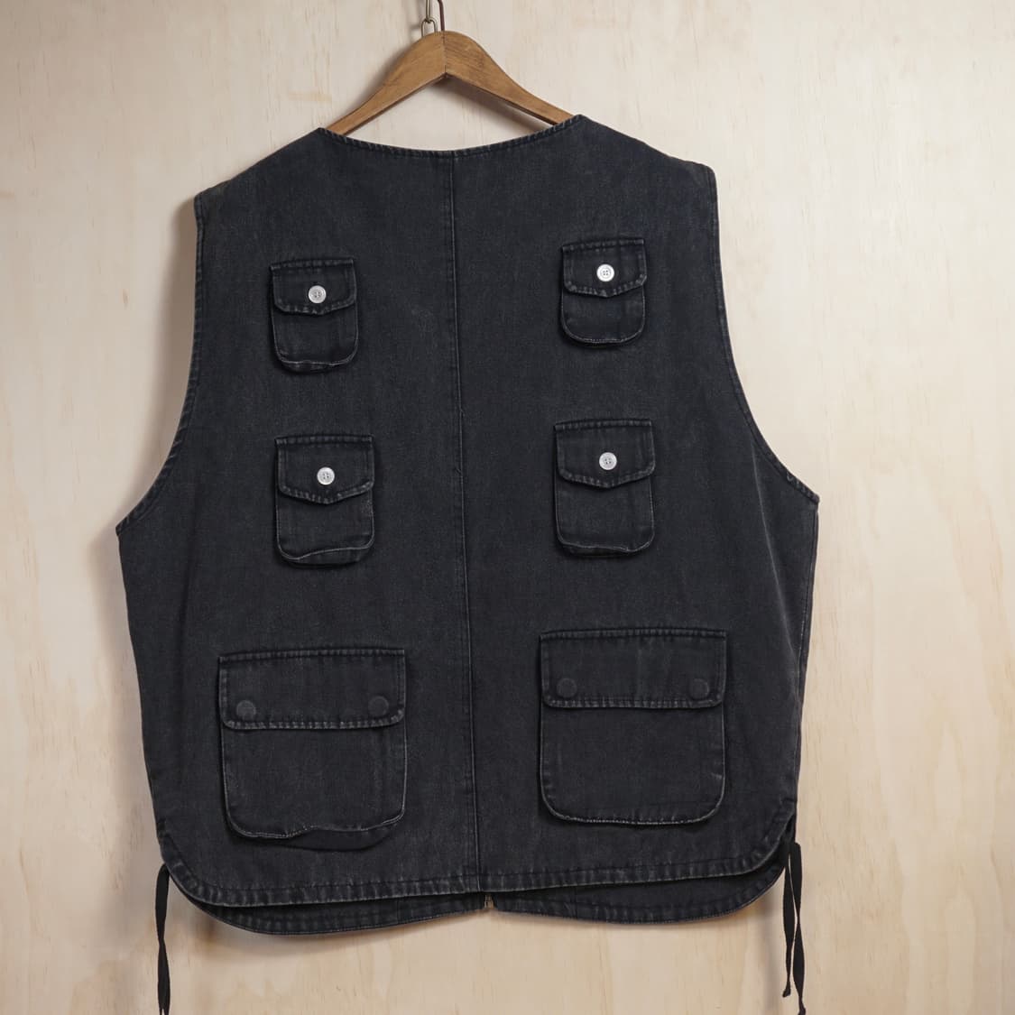 언타이틀 아트웍스 카고 데님 베스트 상품이미지4