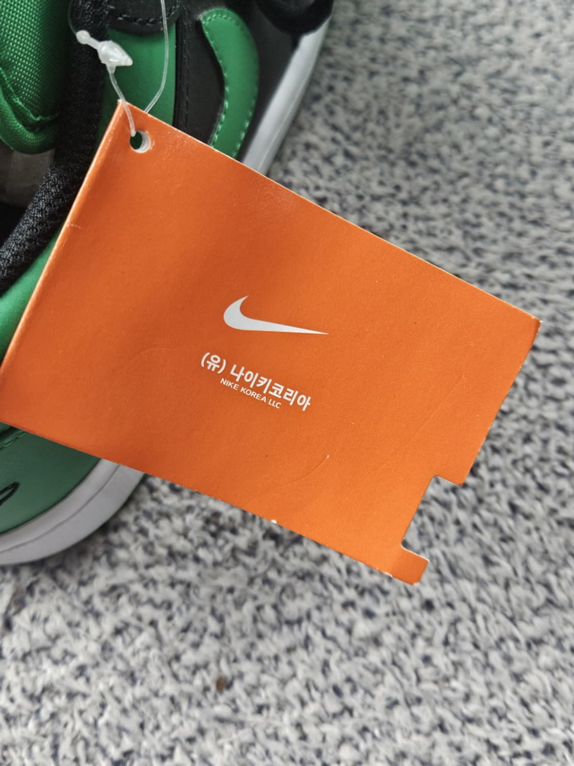 나이키 에어 조던 1 로우 럭키 그린 스니커즈 (265MM)/ 10650 상품이미지7