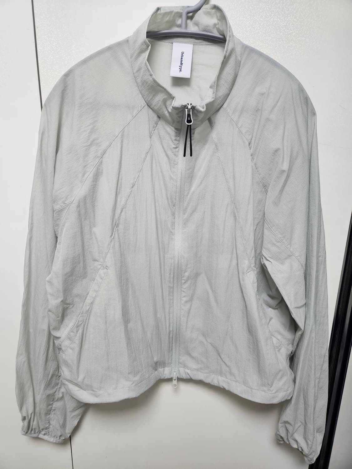 어반디타입 에어라이트 하이넥 윈드브레이커 블루 상품이미지2