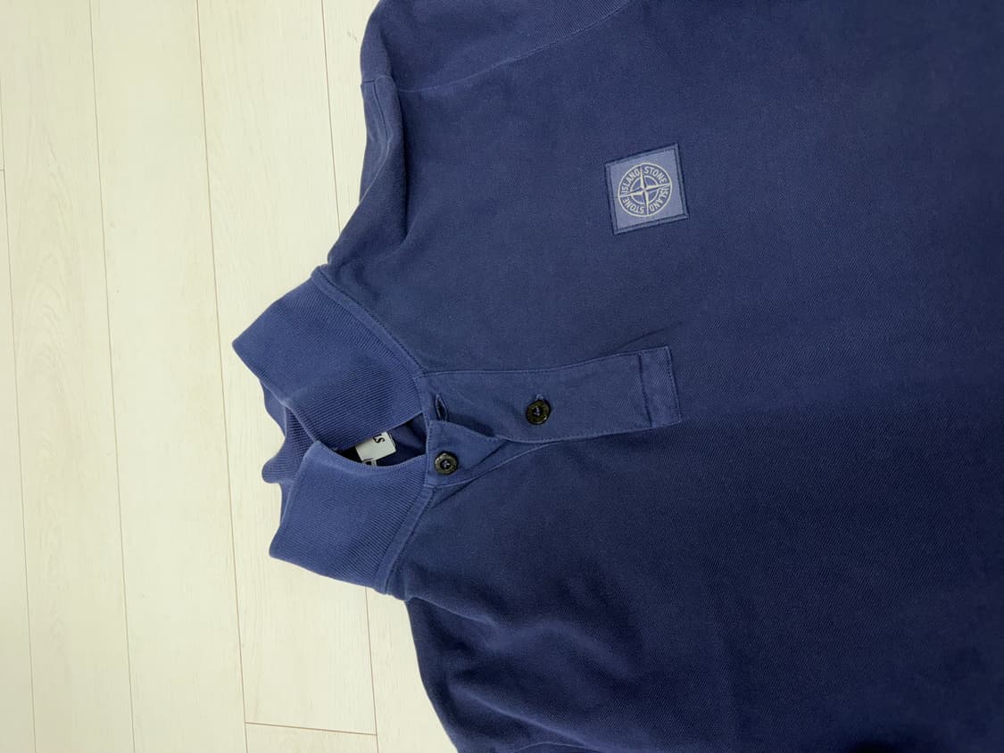 스톤아일랜드 네이비 카라티셔츠 M 사이즈  이염 오염 일체 X  상태 9 상품이미지3
