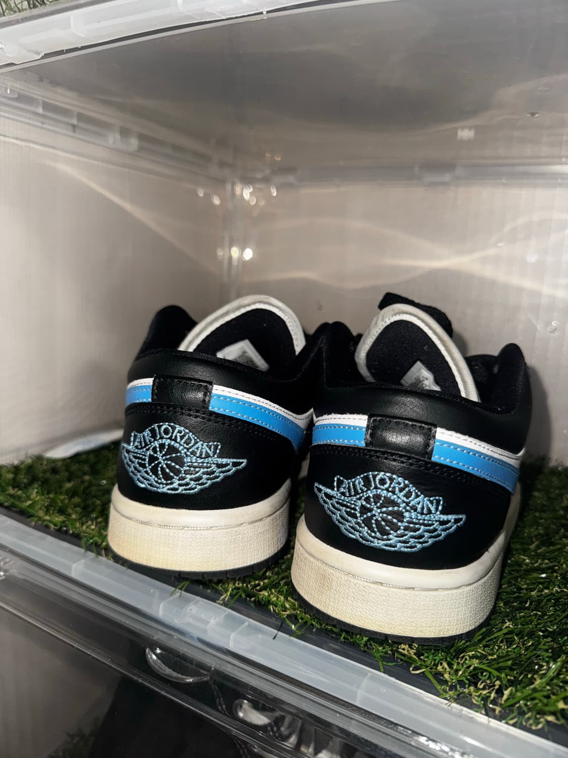 나이키 에어 조던 1 로우 블랙 유니버시티 블루 240 상품이미지3