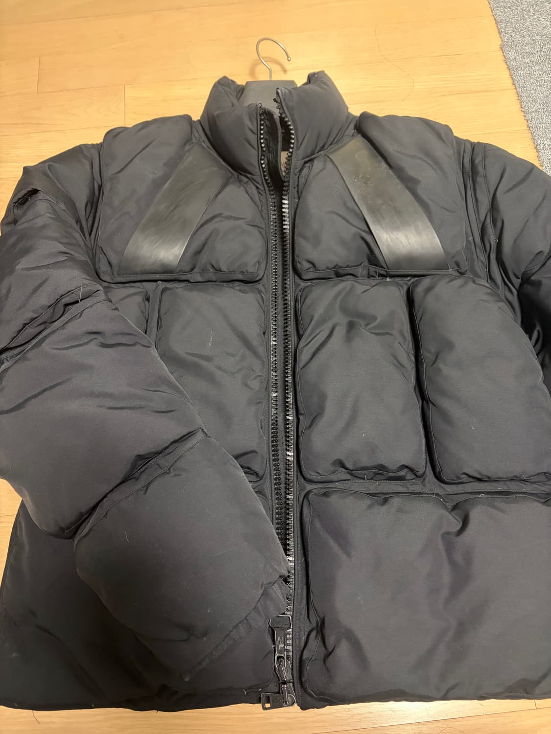 몽클레어 오프화이트 패딩 3사이즈 상품이미지1