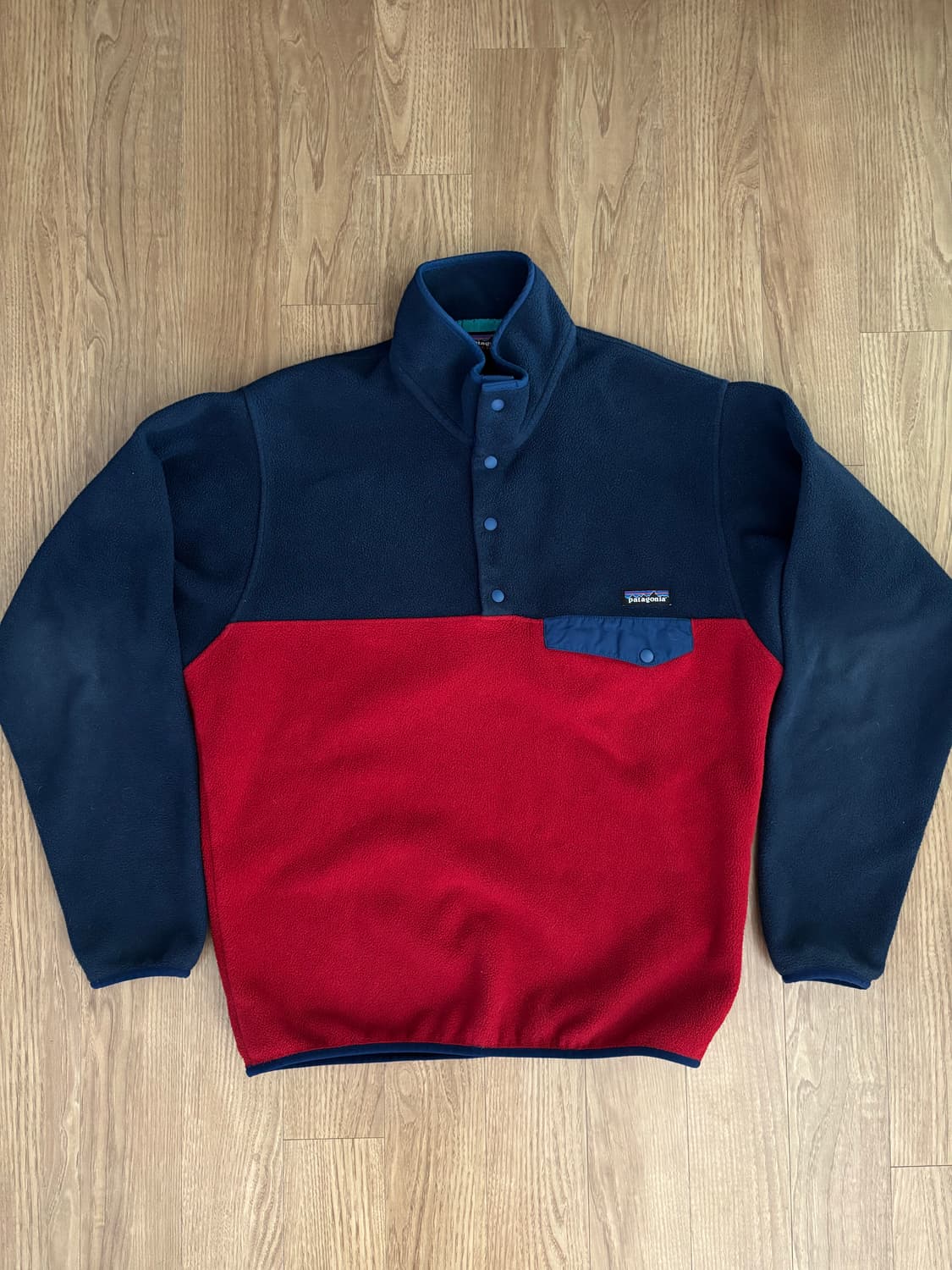 파타고니아 신칠라 스냅티 레드/블루 M 카일리 제너 상품이미지2