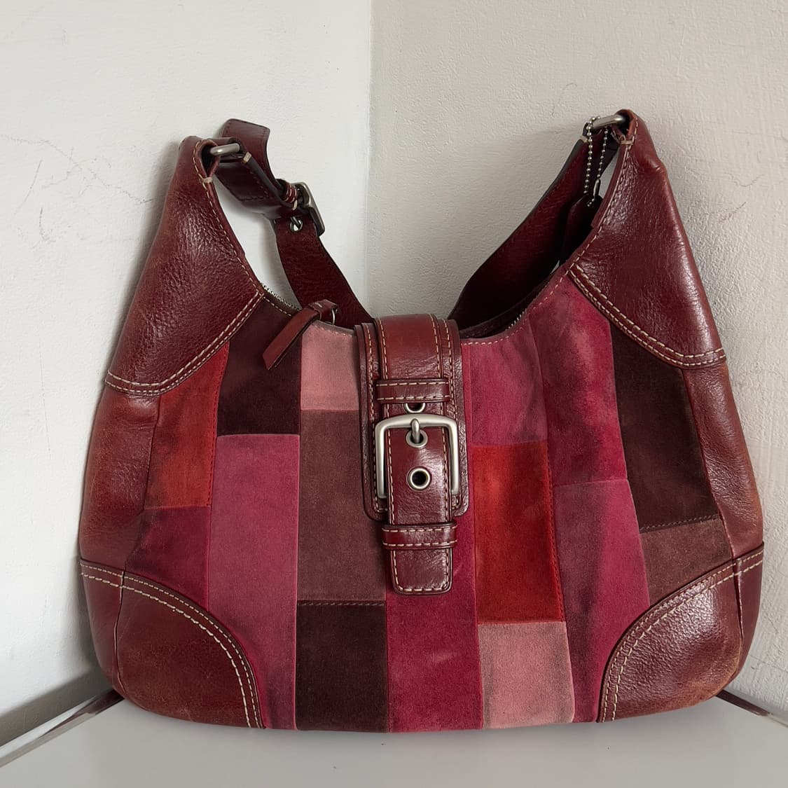 Coach vintage suede shoulder bag 상품이미지3