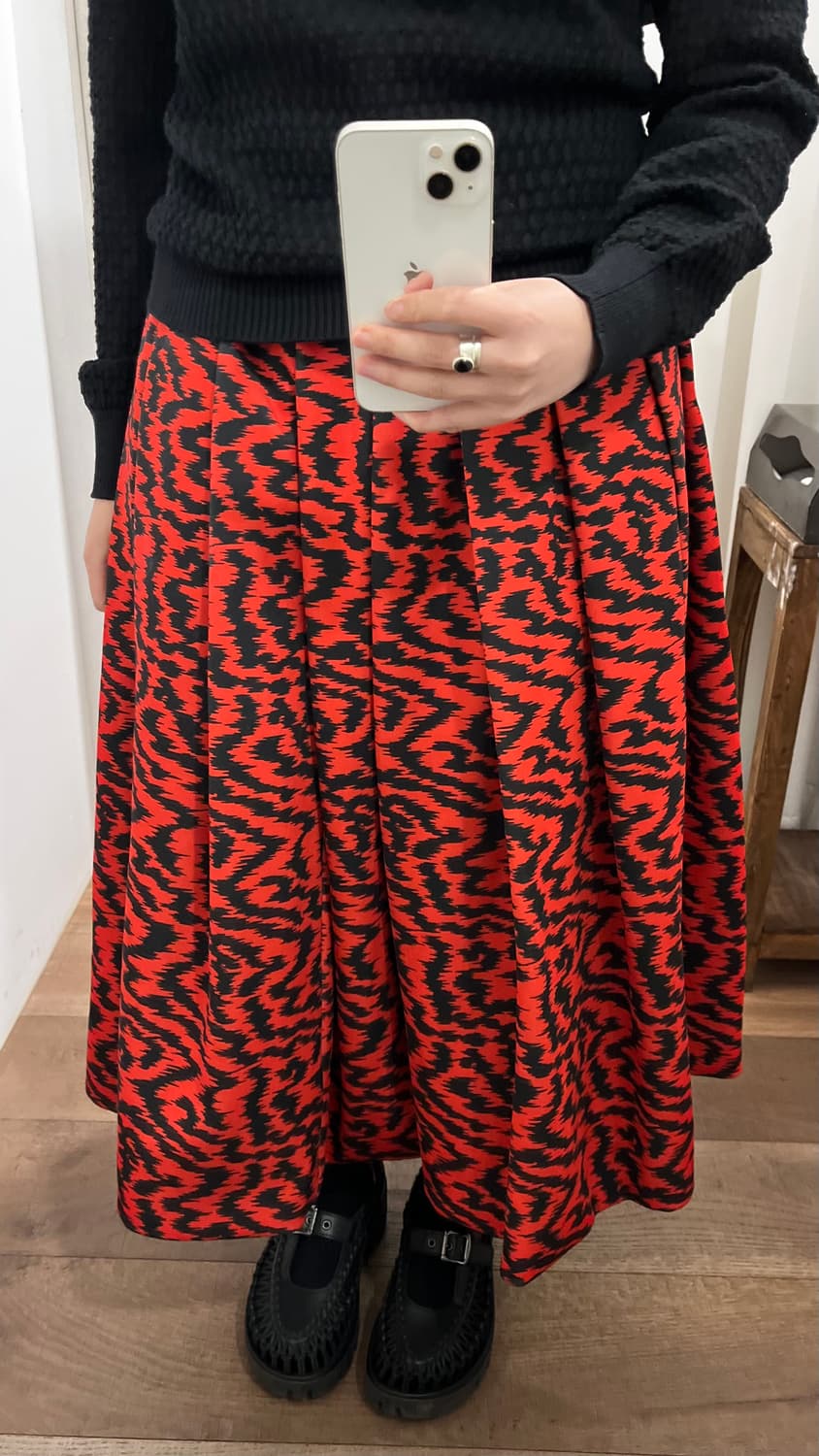 Zigzag Graphic Pleated Skirt 상품이미지3