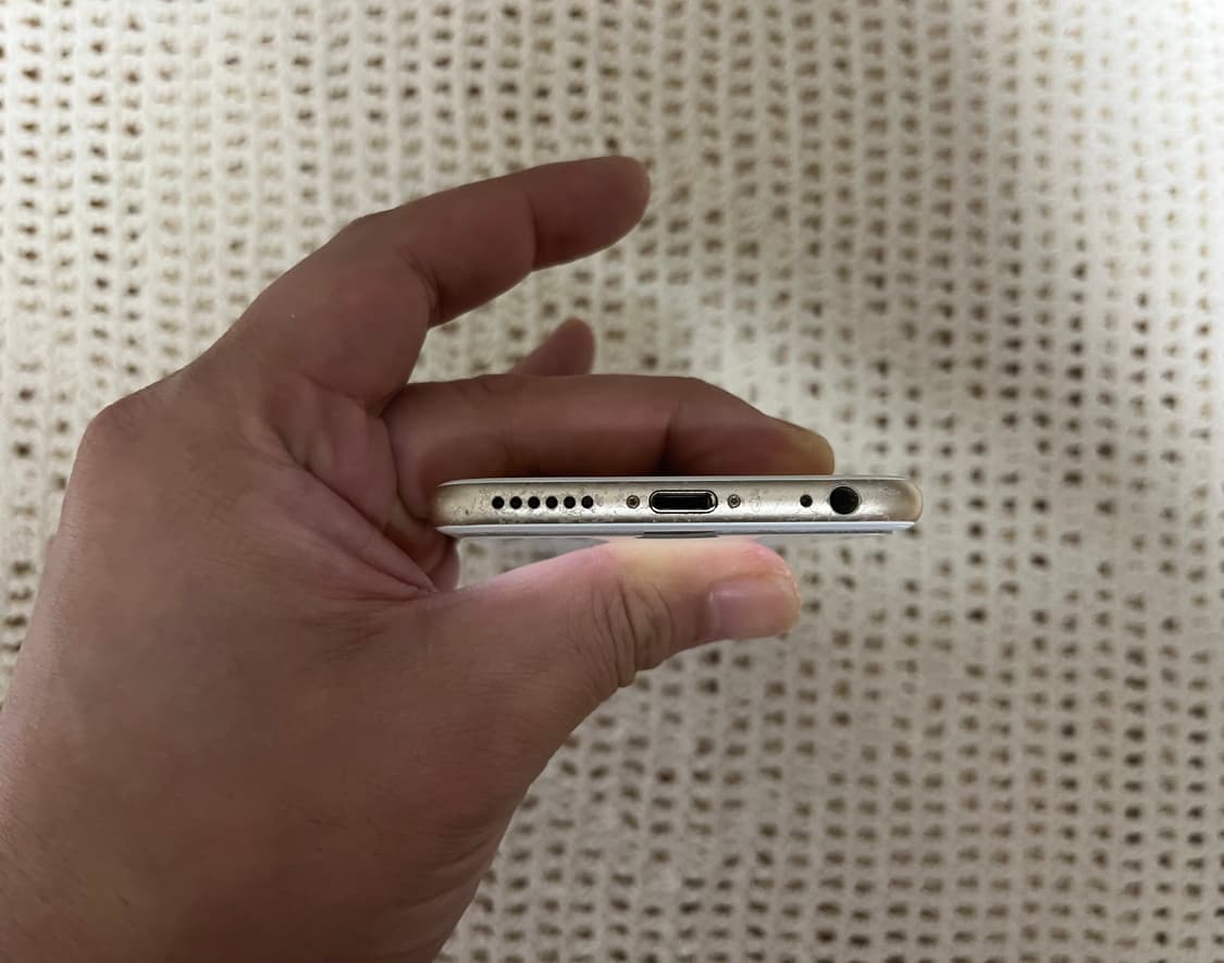 아이폰 6s 128gb 무음  배터리성능 100프로 상품이미지6