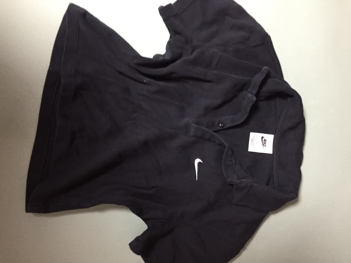 나이키 크롭 카라티 상품이미지1