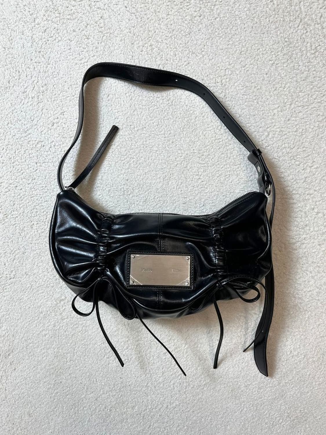 마뗑킴 25FW 하프 셔링 리본 라운드 백 A1764 상품이미지1